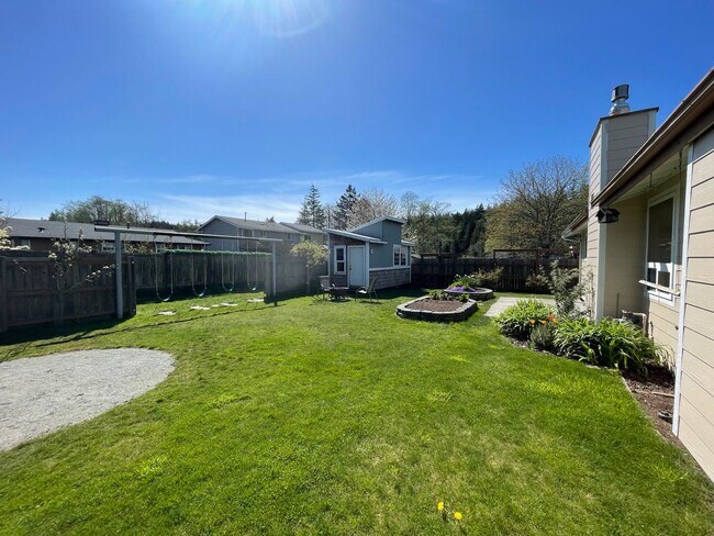 Building Photo - 2409 32nd Street