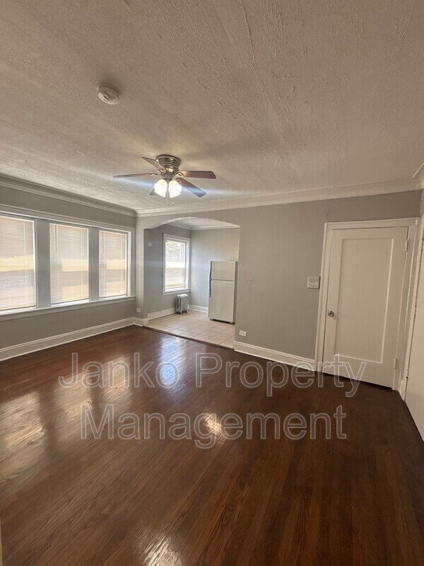 Foto del edificio - 9453 S Loomis St