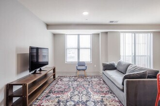 Building Photo - 121 E Freedom Way