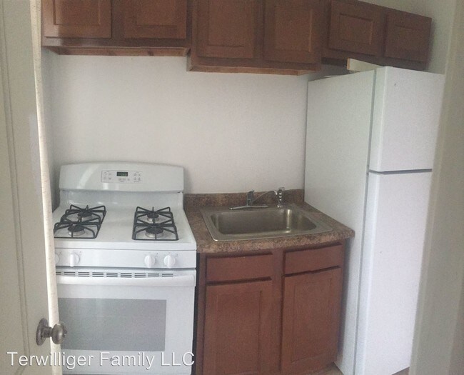 Building Photo - Studio, 1 bath Apartment - 21 Union