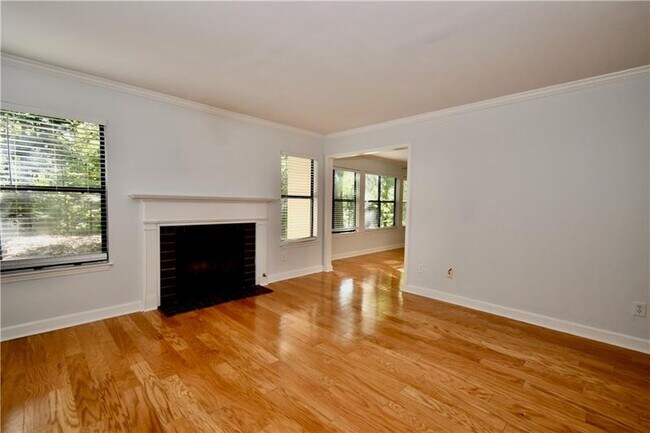 Building Photo - 1108 Old Hammond Chase