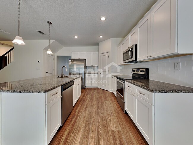 Foto del edificio - 3120 Creek Village Ln