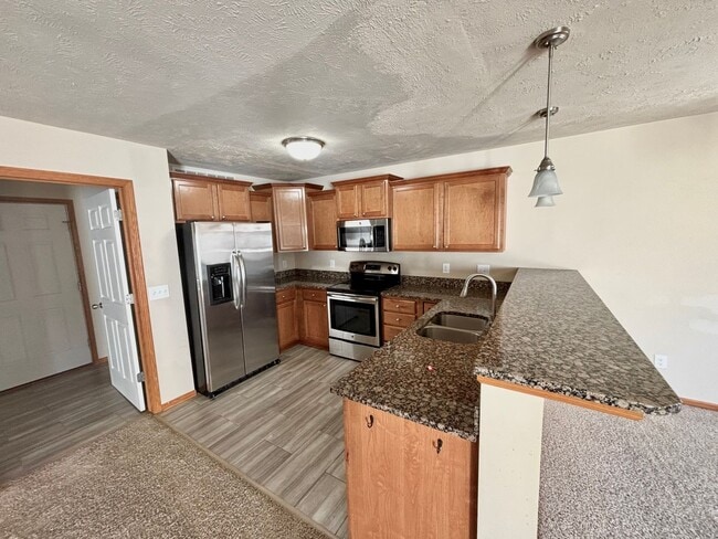 Building Photo - 1758 N 177th Plaza