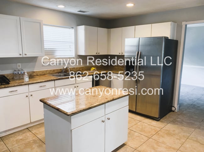 Photo - 2554 Willenhall Way House