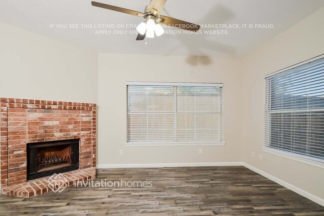 Foto del edificio - 7955 Maiden Ln
