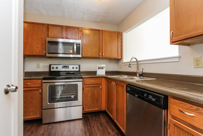 Foto del edificio - 4362 Fullwood Ct