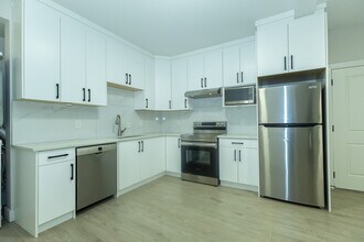 Building Photo - 4500 Stephen Leacock Dr