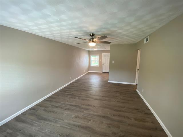 Building Photo - 705 Ivywood Dr