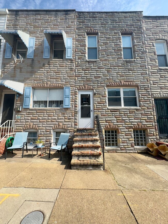 Building Photo - Two Bedroom Remington Townhome