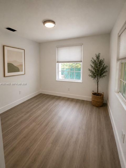 Foto del edificio - 5537 NW 5th Ave