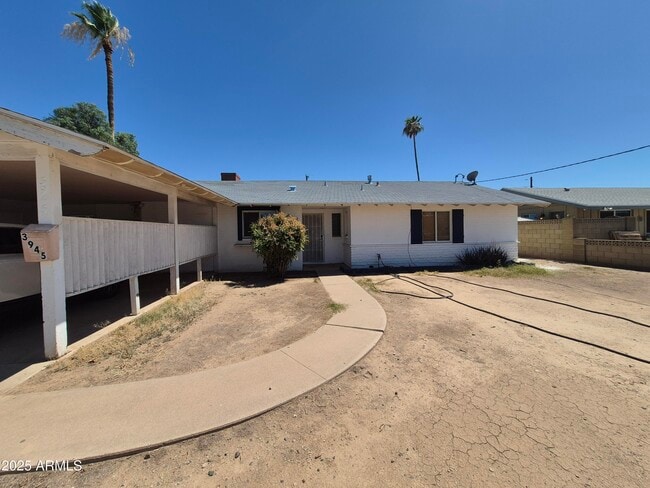Building Photo - 3945 W Orange Dr
