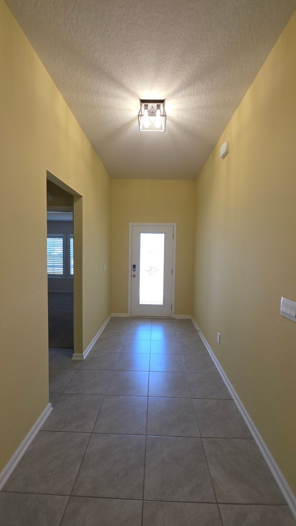 Foto del edificio - New Home in Sawmill Creek 3 Bedroom 3 Bath home with Office/Den and Screened Patio
