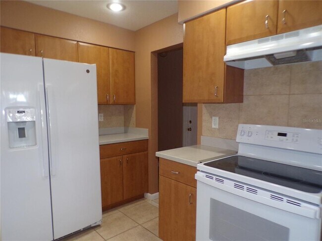 Foto del edificio - 4117 Harbor Blvd