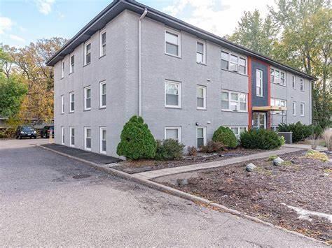 Building Photo - 6715 Penn Ave S