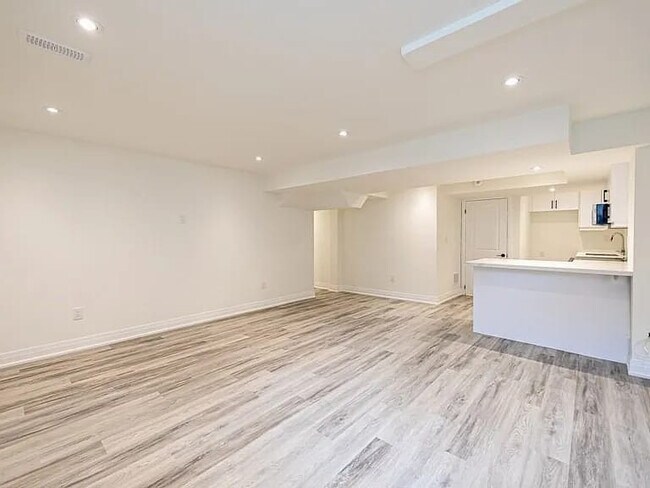 Photo du bâtiment - 32 Conchita St