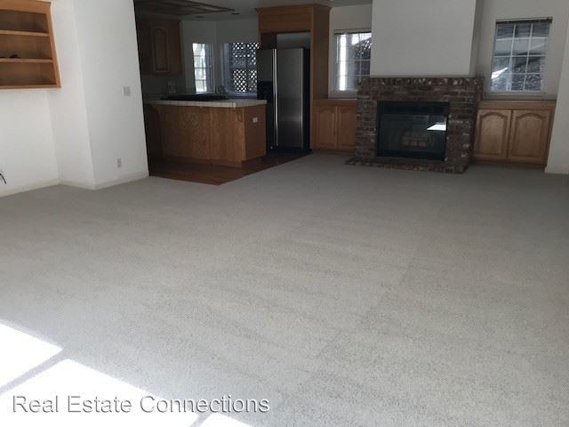 Building Photo - 4 br, 3 bath House - 153 College Ave