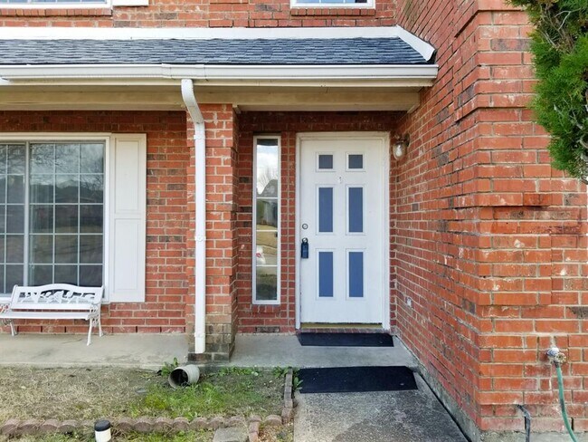 Building Photo - 1300 Parkwood Trail