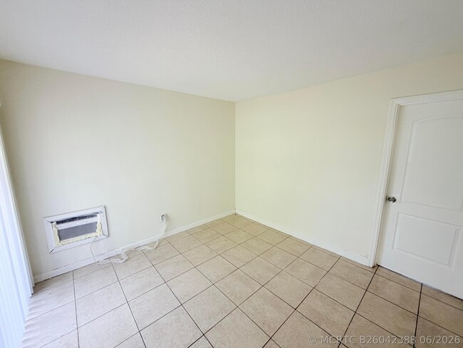 Building Photo - 3030 NW 43 Terrace