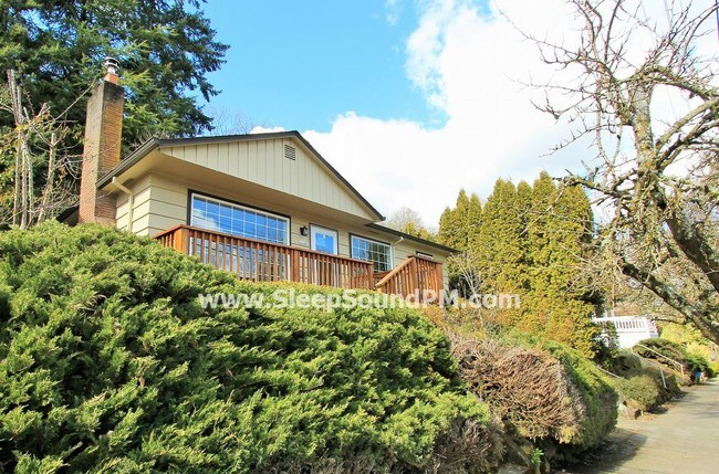 Foto del edificio - 5735 SW Corbett Ave