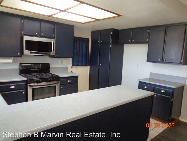 Building Photo - 3 br, 2 bath House - 42630 Roadrunner Way