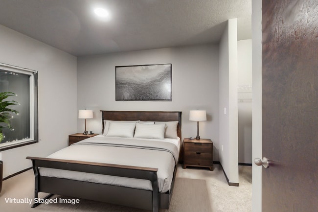 Building Photo - The River Apartments & Townhomes