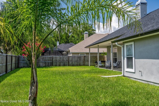 Building Photo - 11536 Summerhaven Blvd N