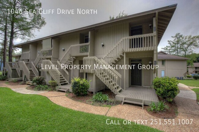 Foto del edificio - 1046 Sea Cliff Dr N