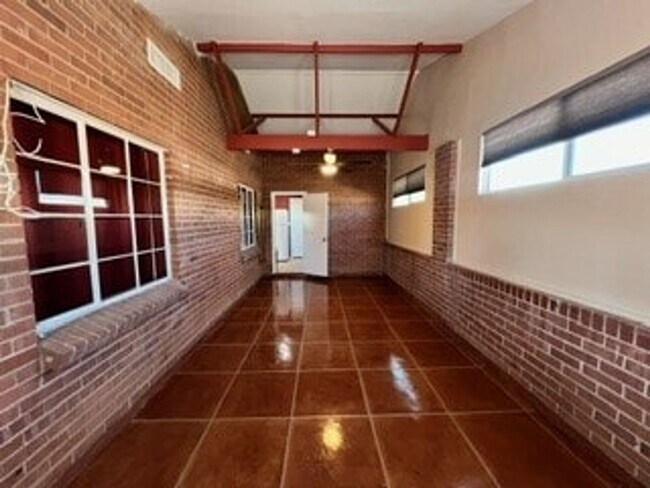 Foto del edificio - COMING SOON!!!