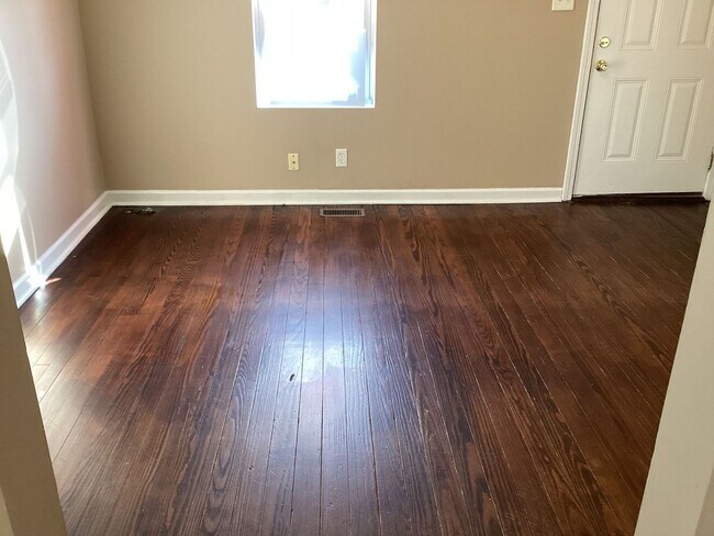 Foto del edificio - 1904 Baltimore St 2BR/1BA (Middletown)