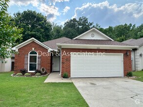 Building Photo - 1315 Berwick Dr