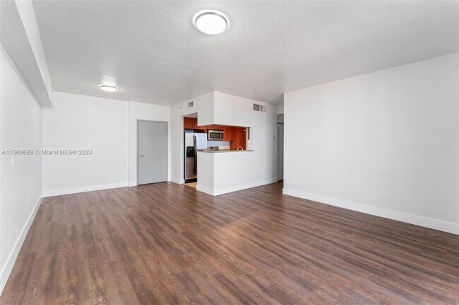 Foto del edificio - 36 NW 6th Ave