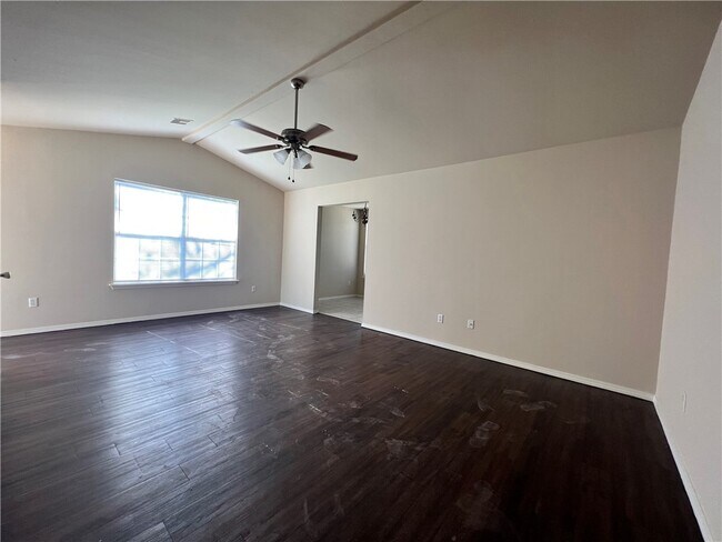 Foto del edificio - 1102 Tunbridge Dr