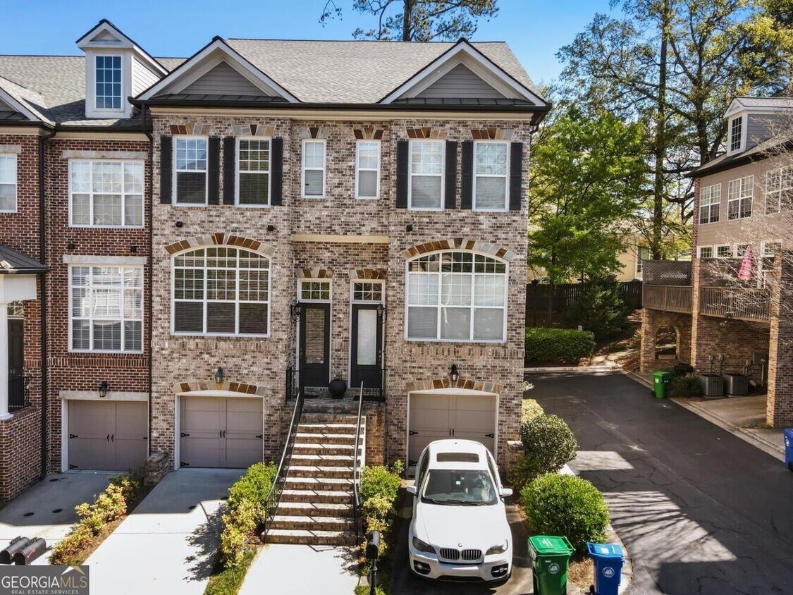 Primary Photo - 2663 Rivers Edge Dr NE