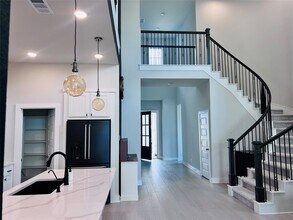 Building Photo - 5106 Enchanted Pne Ct