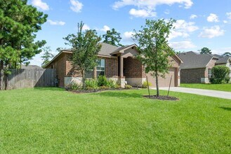 Building Photo - 14011 Wolftrap Ln