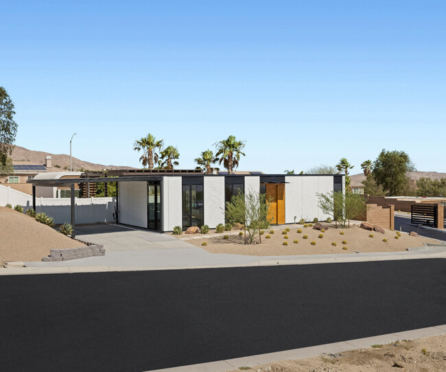 Foto del edificio - 13852 Scenic Crest Cir