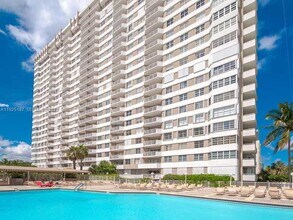 Building Photo - 1980 S Ocean Dr