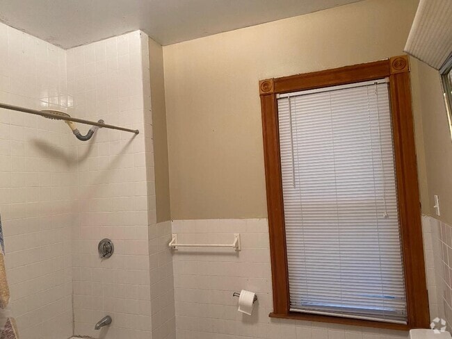 Building Photo - 3 Washburn Ter