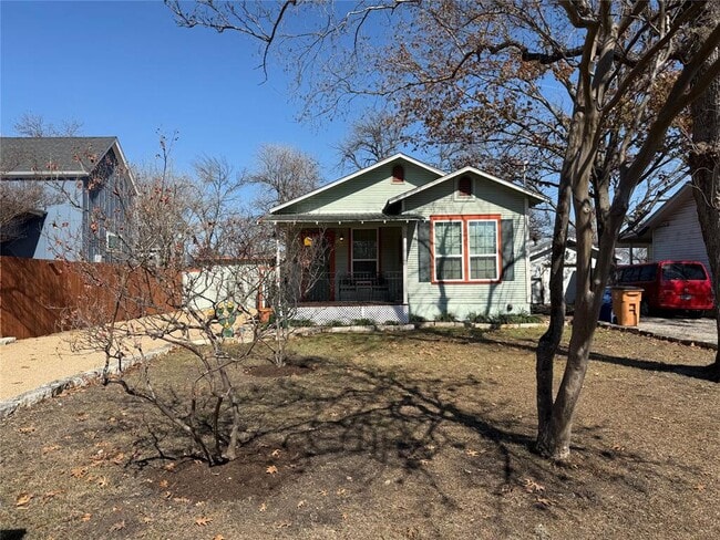 Building Photo - 406 Normandy St