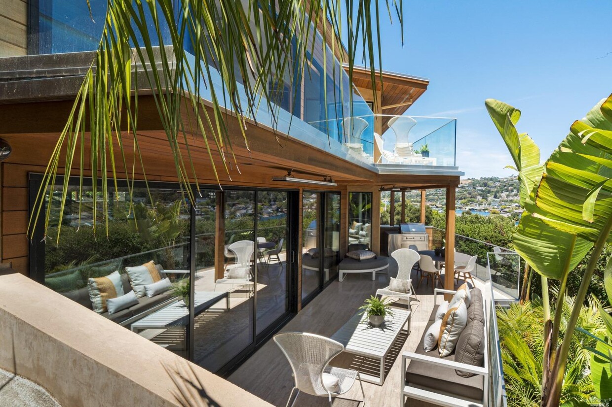 105 Acacia Ave, Belvedere, CA 94920 House for Rent in Belvedere, CA