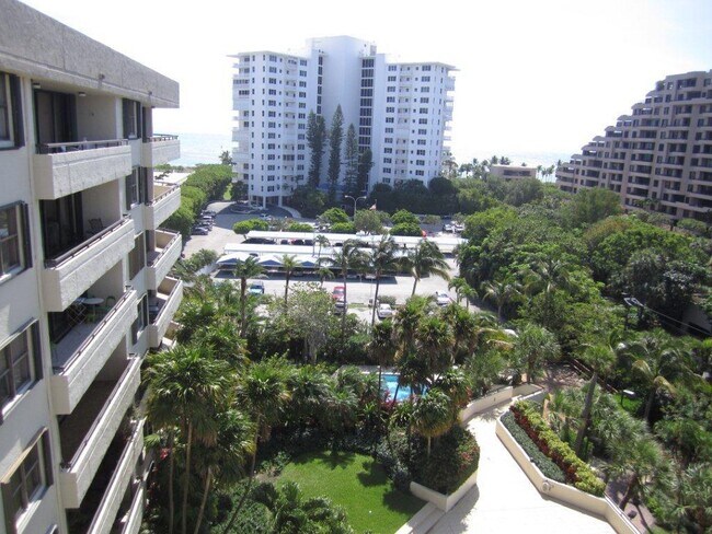 Building Photo - 170 Ocean Lane Dr