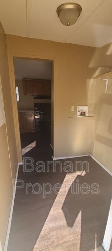 Building Photo - 140 Fox Tail Trl
