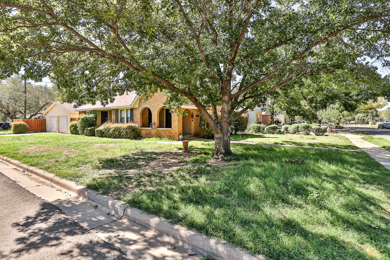 Primary Photo - Adorable two bedroom home!