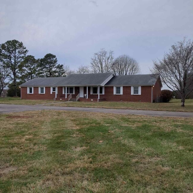 Building Photo - 556 Rucker Ln