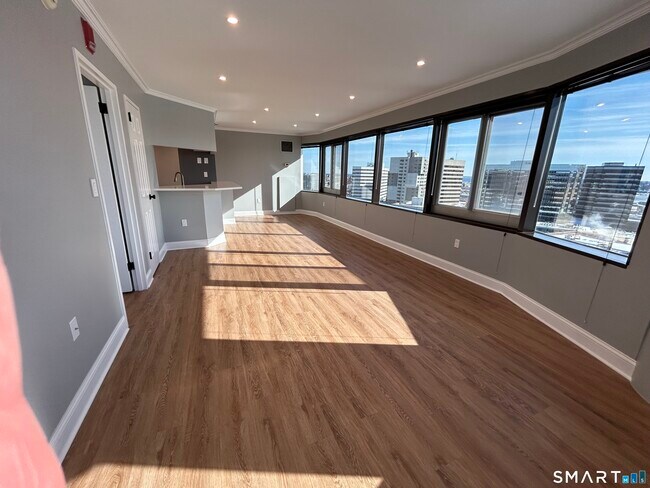 Foto del edificio - 127 Greyrock Pl