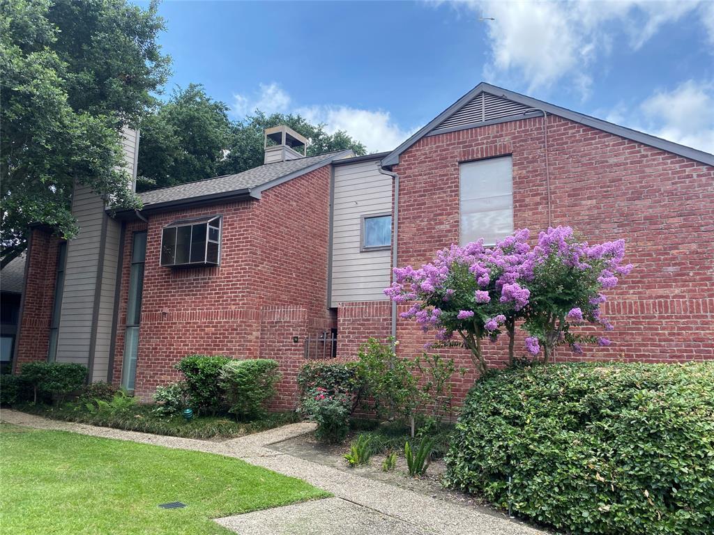 Primary Photo - 7447 Cambridge St