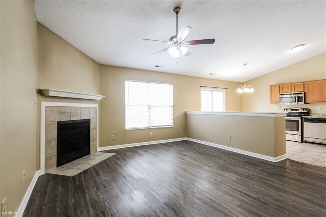 Foto del edificio - 3 br, 2 bath House - 7904 Grand Gulch Dr