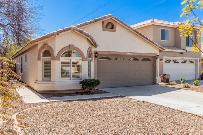 Building Photo - 3211 E Kristal Way