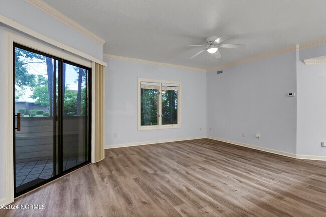 Foto del edificio - 115 Longstreet Dr