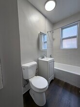 Bathroom - Rogers Park Apartments